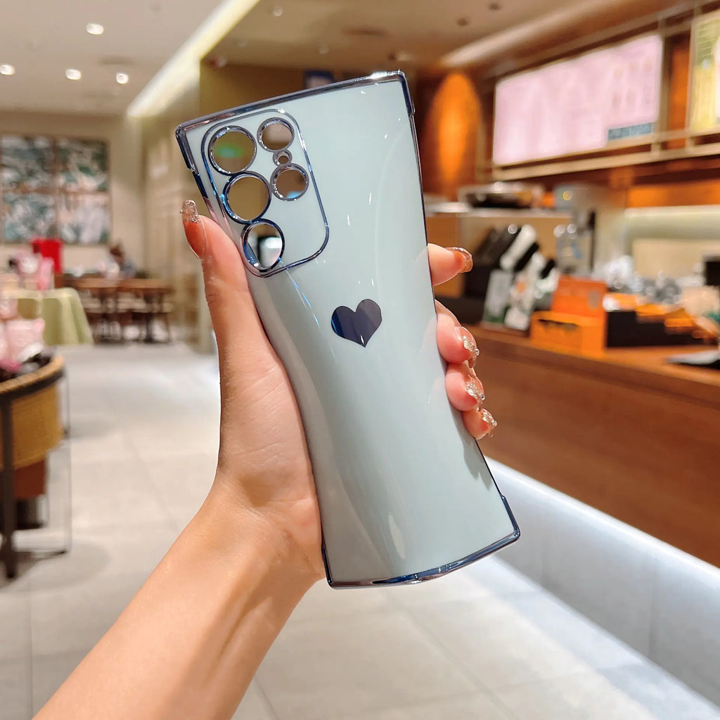 Luxury Heart-Shaped Silicone Phone Case for Galaxy S22